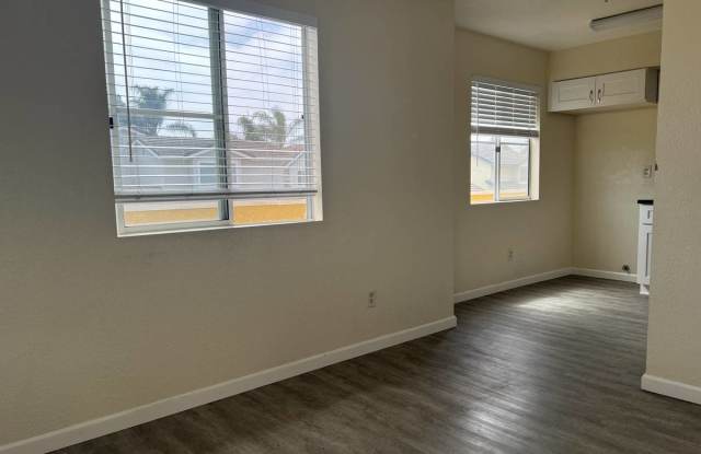 212 S Orange Ave photos photos