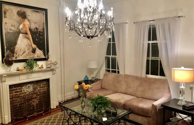 42 Mann Avenue - 42 Mann Avenue, Newport, RI 02840