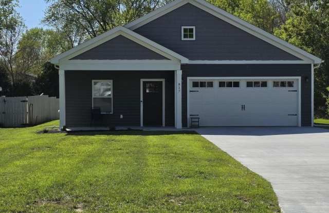 817 Moore Street - 817 Moore Street, Davison, MI 48423