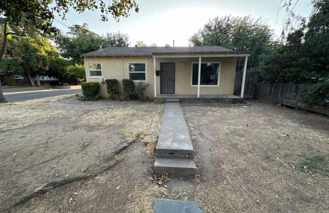 222 JAMES ST - 222 James Street, Modesto, CA 95354