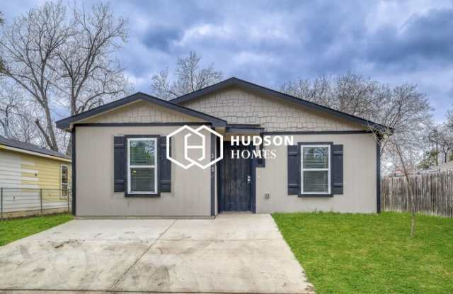 335 Coronado Avenue - 335 Coronado Avenue, San Antonio, TX 78237