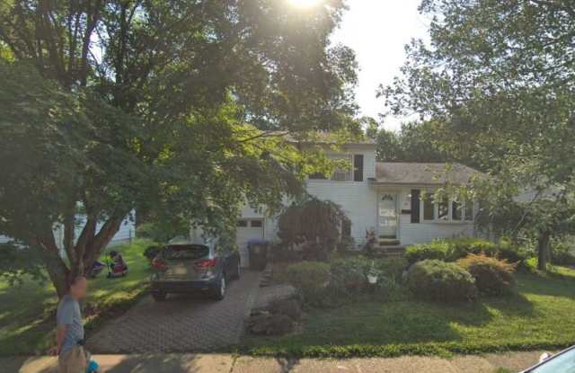 20 Finley Rd - 20 Finley Road, Middlesex County, NJ 08817