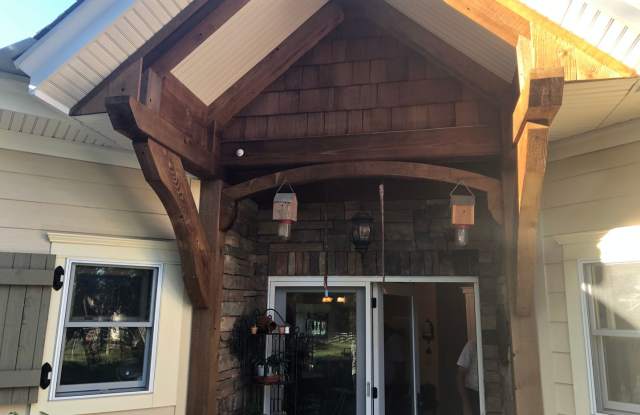 Gorgeous Farmhouse on 96 acres of land photos photos