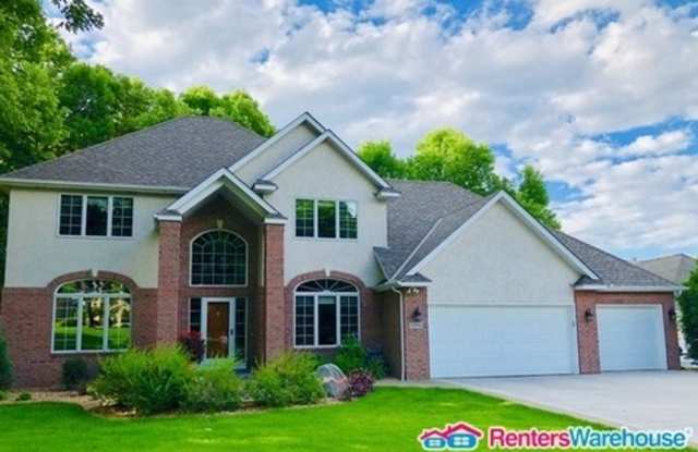 13990 42nd Avenue N - 13990 42nd Avenue North, Plymouth, MN 55446