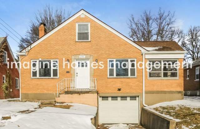 2750 Byrneside Drive photos photos