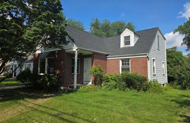 114 Brookside Avenue photos photos