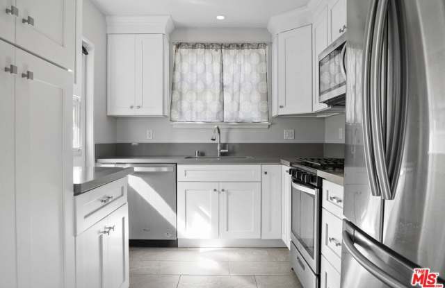 1201 Columbia Pl photos photos