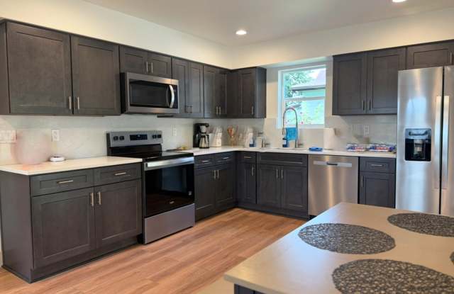 Now Leasing: 209 12th Street West, Kalispell, MT photos photos