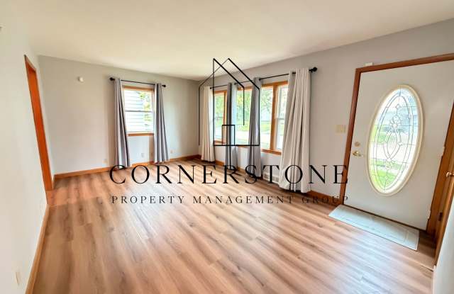 Unique 2+ Bedroom House in the Cooper School Area $1295 Gallery 4
