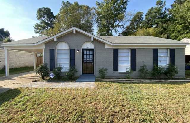 741 Northaven photos photos