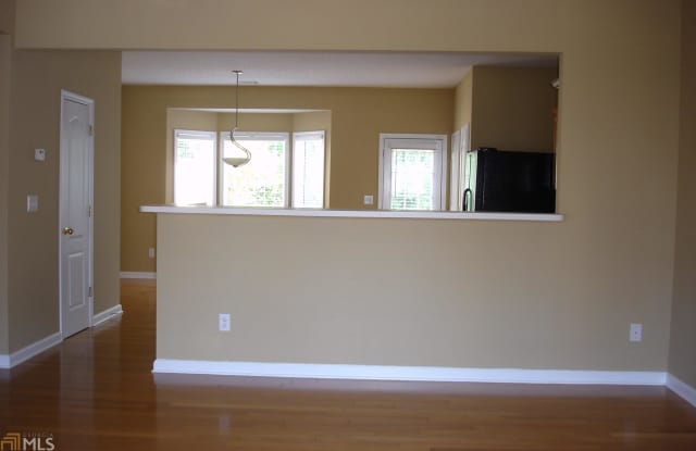 160 Madeline Ct Gallery 4