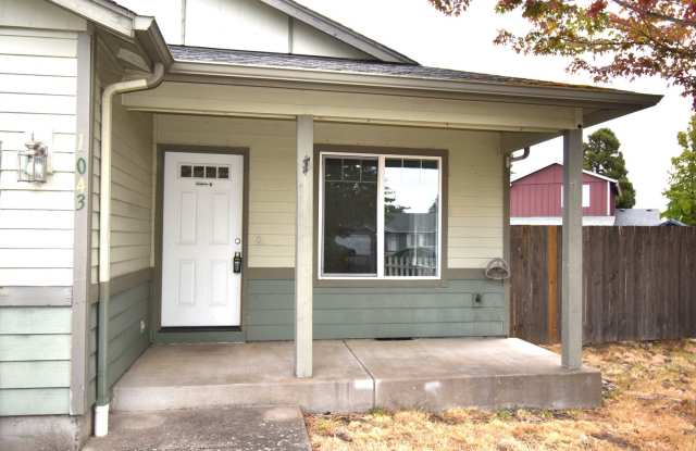 Nice home on Cul-de-sac Gallery 1