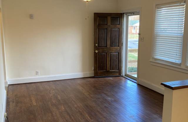 3304 Austin Avenue Gallery 4