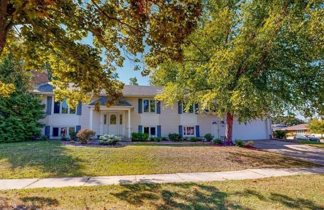 Spacious and Character-filled 5 BR 3 Bath Available For Rent! photos photos