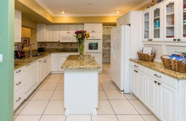 5524 Garfield St Gallery 3