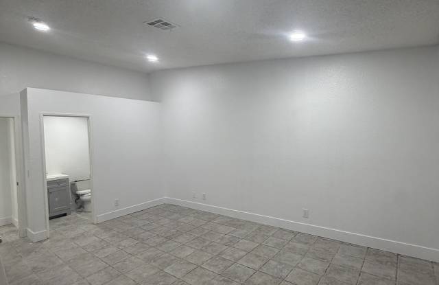 37833 Echo Mountain Street Gallery 3