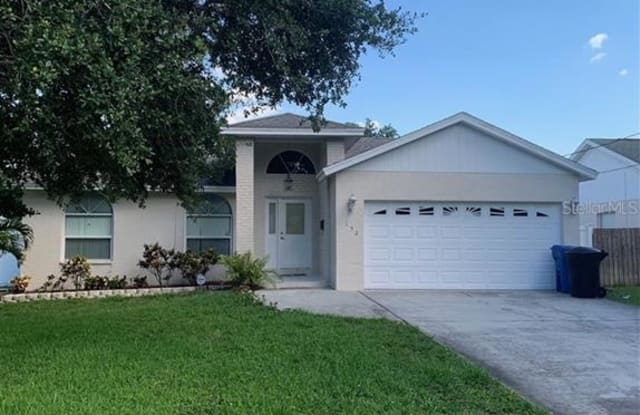 152 TENNESSEE AVENUE NE - 152 Tennessee Avenue Northeast, St. Petersburg, FL 33702
