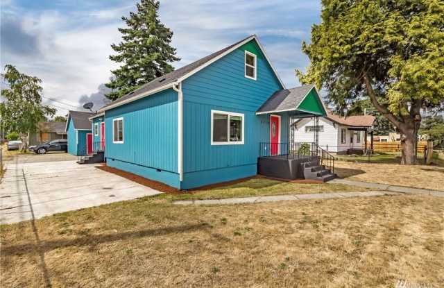 Tastefully renovated 3 bedroom in Tacoma! photos photos