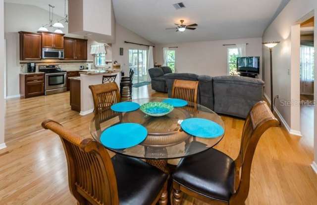 1603 COBBLE COURT Gallery 3