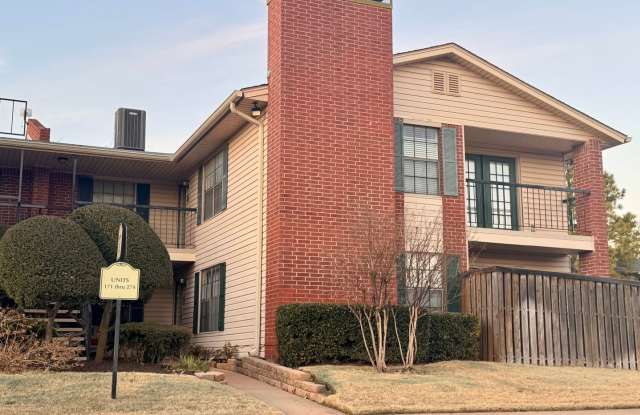 Beautifully Updated 2BR/2BA Condo in Gated Community – Modern Finishes  Pool Access photos photos