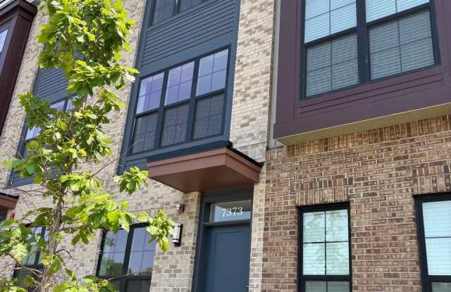 7373 ARLINGTON BOULEVARD photos photos