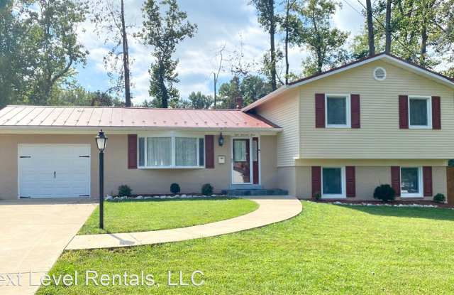 8003 W Rockglen Court - 8003 West Rockglen Court, West Springfield, VA 22152
