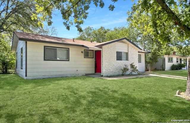 4110 Tropical Dr photos photos