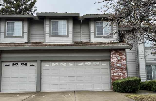 5124 Paddock Court photos photos