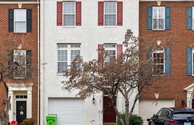 5011 MURTHA STREET - 5011 Murtha Street, Alexandria, VA 22304