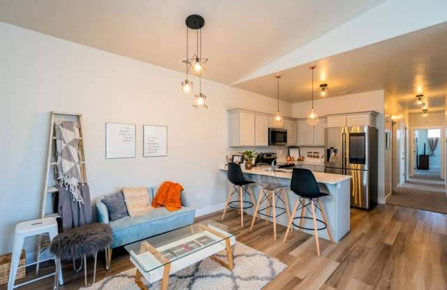 GET $500 OFF THE FIRST MONTHS RENT!!! Gallery 3