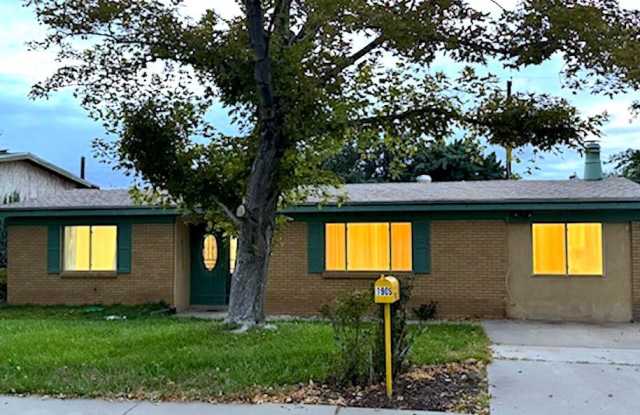 1909 OTHELLO Court NE - 1909 Othello Court Northeast, Albuquerque, NM 87112 1909 OTHELLO Court NE - 1909 Othello Court Northeast, Albuquerque, NM 87112