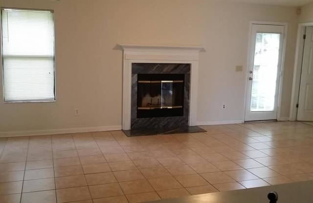 8118 PINEVERDE LN Gallery 3