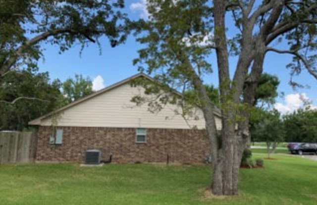 129 Old Angleton Road Gallery 3