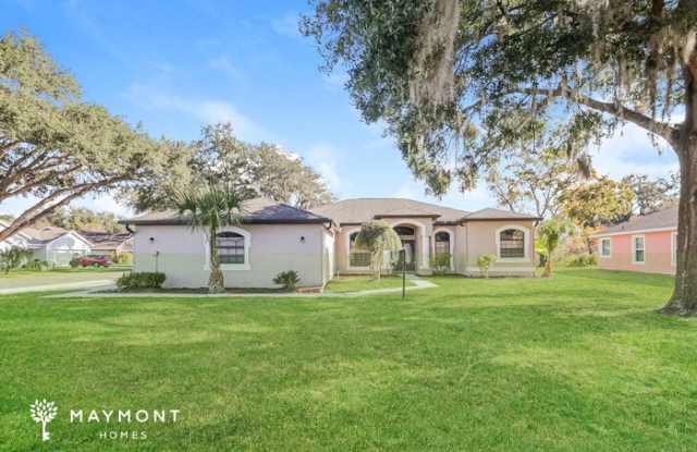 6034 Beechwood Drive - 6034 Beechwood Drive, Ridge Manor, FL 33523
