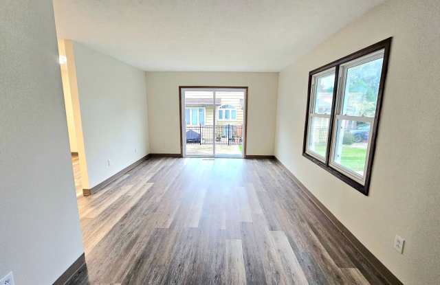 624 Bailey Gallery 3