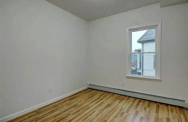 79 Wendell Street Gallery 4