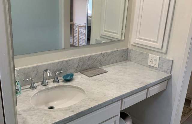 1807 Camden Ave Unit #4 Gallery 3