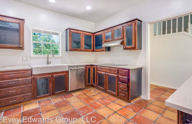 2946 Indian Hollow Gallery 3