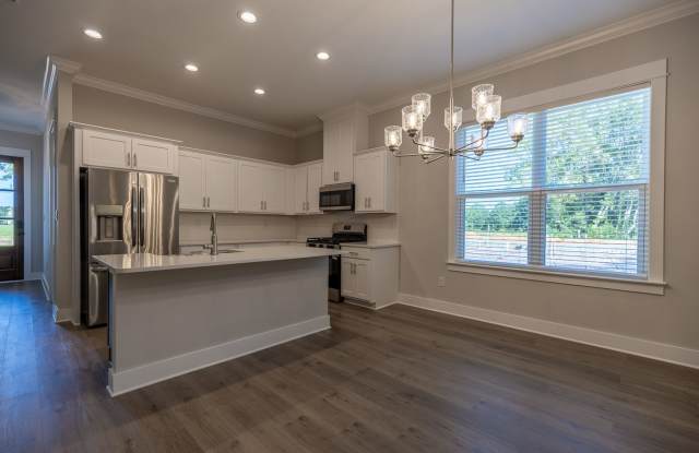 5 Bedrooms!  Wooded Lot With No Back Neighbors • Luxury Finishes Gallery 4