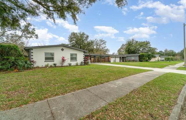 2524r DELLWOOD DRIVE photos photos