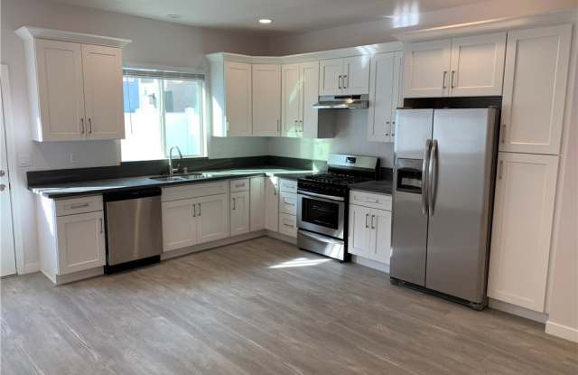 6731 Morella Avenue Gallery 3