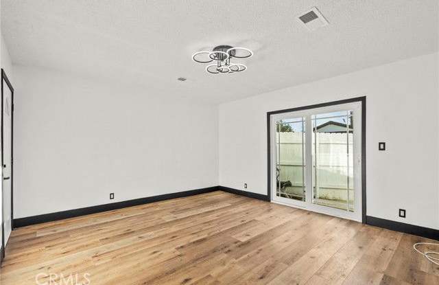 12865 Norris Avenue photos photos