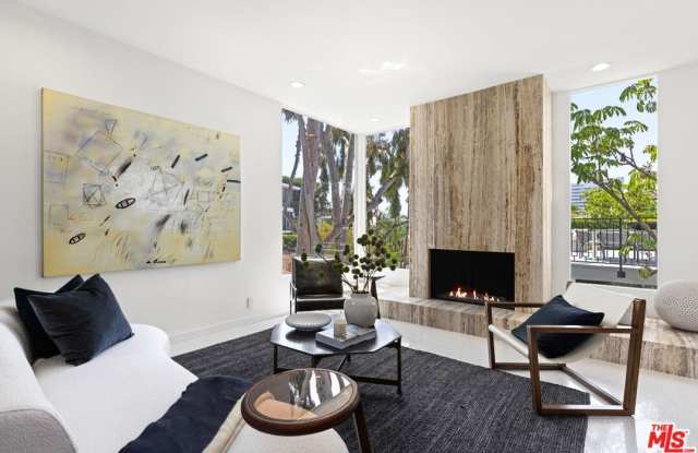 1341 Sierra Alta Way Gallery 3