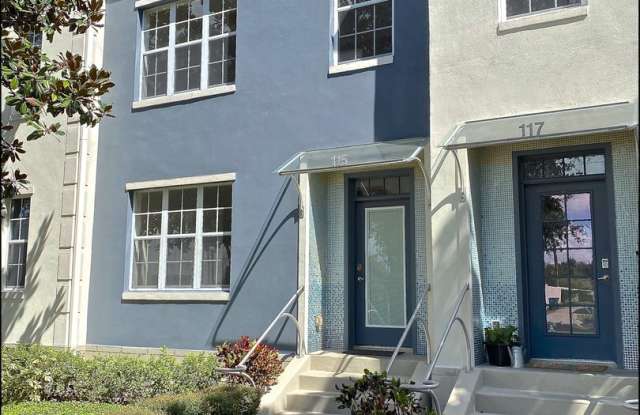 Stunning and Unique Luxury Town Home for Rent in the heart of sought after SODO! photos photos