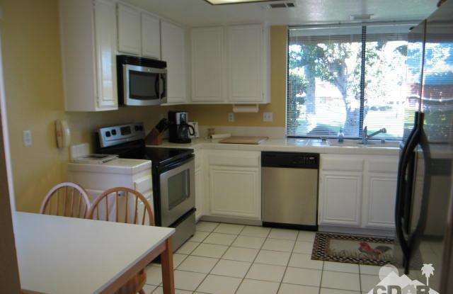 294 San Vicente Circle Gallery 4