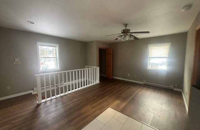 48 Stewart Ave photos photos