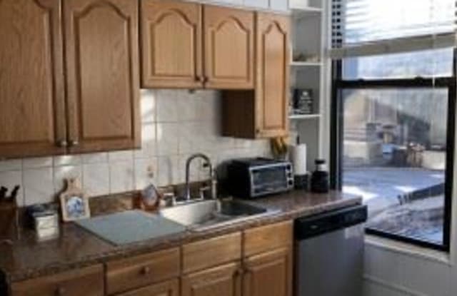528 Washington St 1A - 528 Washington St, Hoboken, NJ 07030