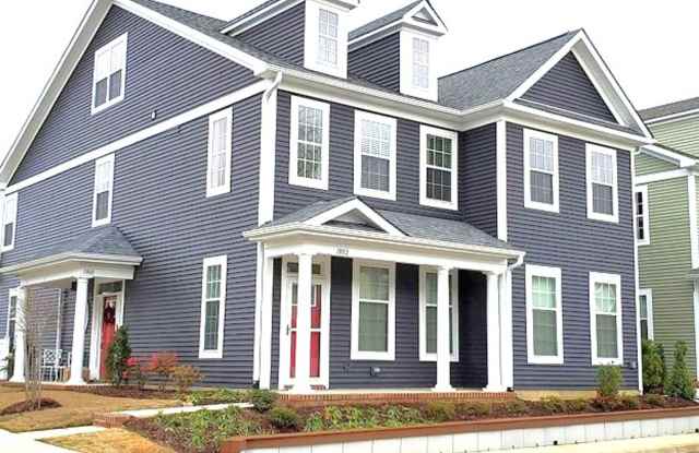 Marketing title- 4 bedroom/ 3 bathrooms- The Promenade at John Tyler photos photos