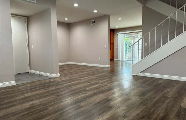 5323 Humboldt Drive Gallery 3