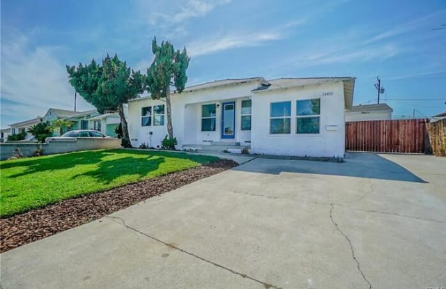 11403 Inez Street - 11403 Inez Street, South Whittier, CA 90605